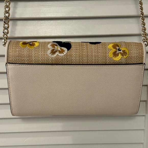 Kate Spade Wild Petal Embroidered Floral Crossbody Chain Wallet EUC - Picture 7 of 13
